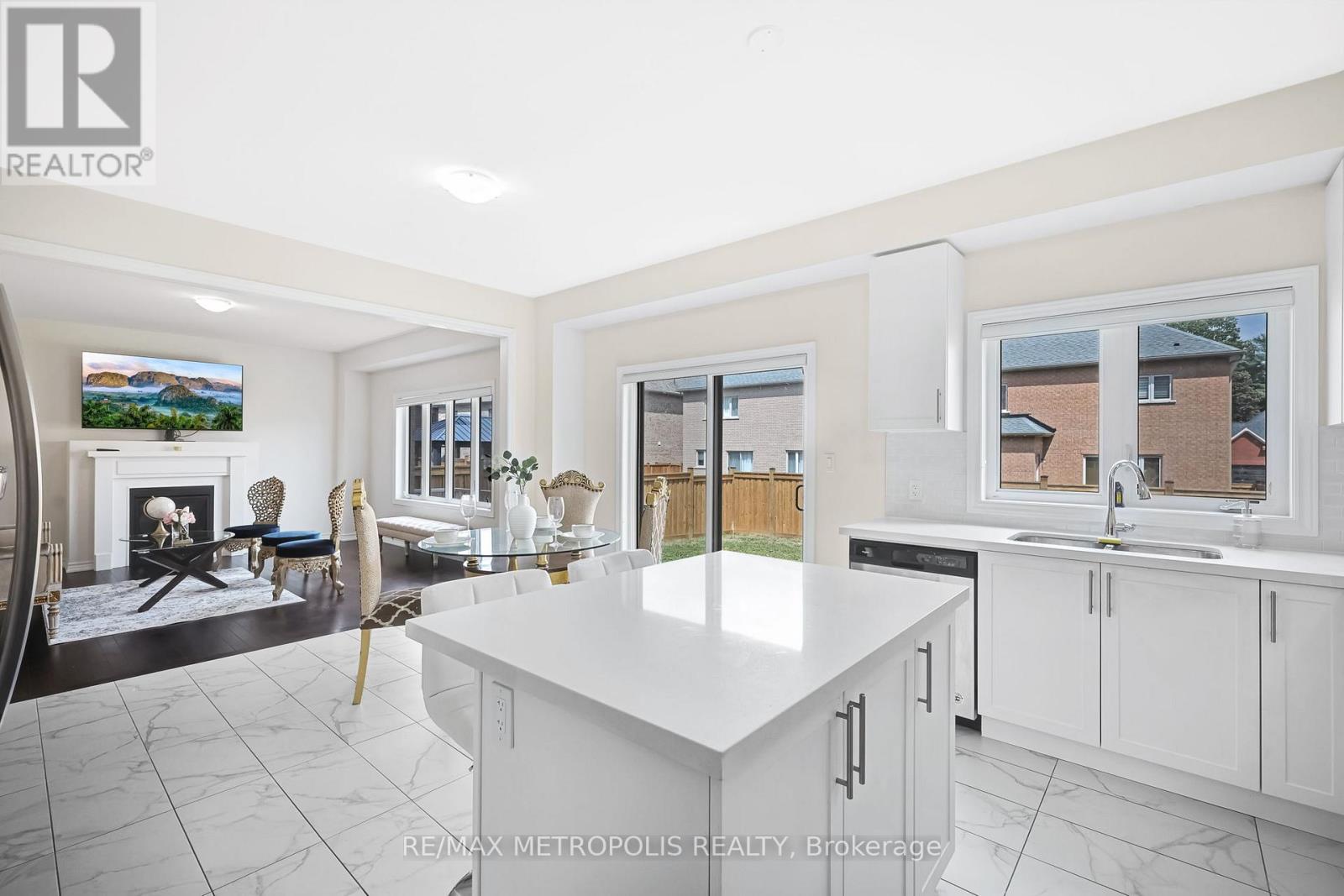 Main & Upper - 15 Douglas Kemp Crescent, Clarington, Ontario  L1C 7E3 - Photo 13 - E13692778