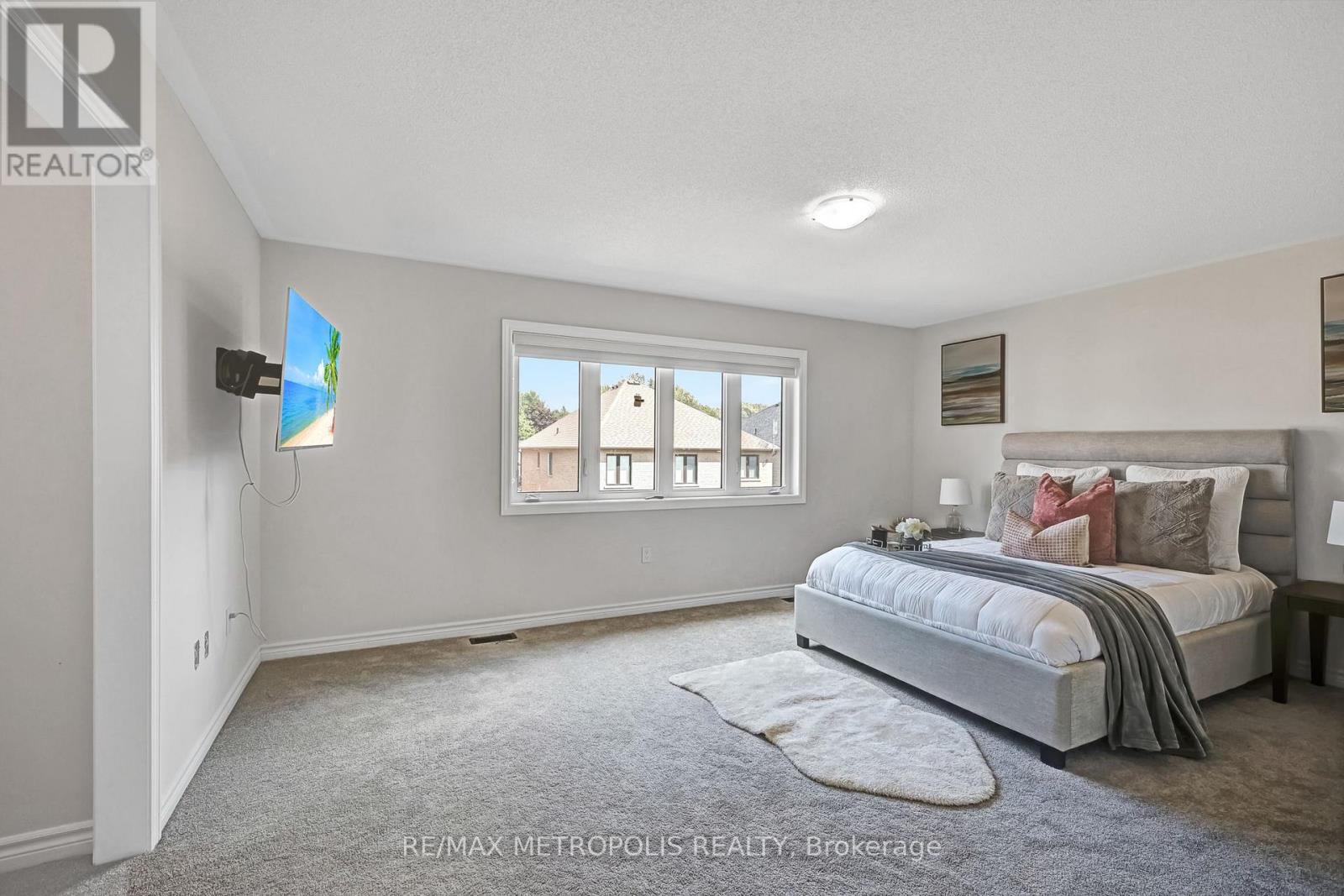 Main & Upper - 15 Douglas Kemp Crescent, Clarington, Ontario  L1C 7E3 - Photo 27 - E13692778