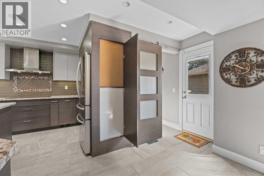 8 Millside Court SW, Calgary, Alberta  T2Y 2P5 - Photo 22 - A2338338