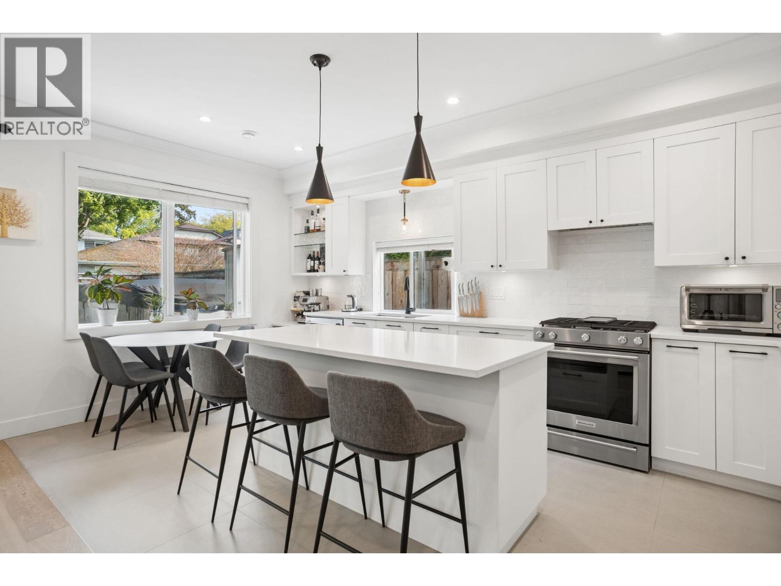 3751 Garry Street, Richmond, British Columbia V7E 2T6 - Photo 10 - R3157212