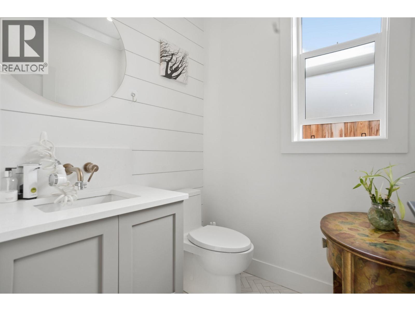 3751 Garry Street, Richmond, British Columbia V7E 2T6 - Photo 14 - R3157212