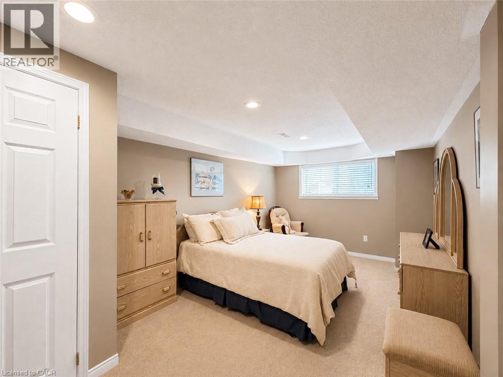 2243 Turnberry Road Unit# 59, Burlington, Ontario  L7M 4Y6 - Photo 39 - 40857025