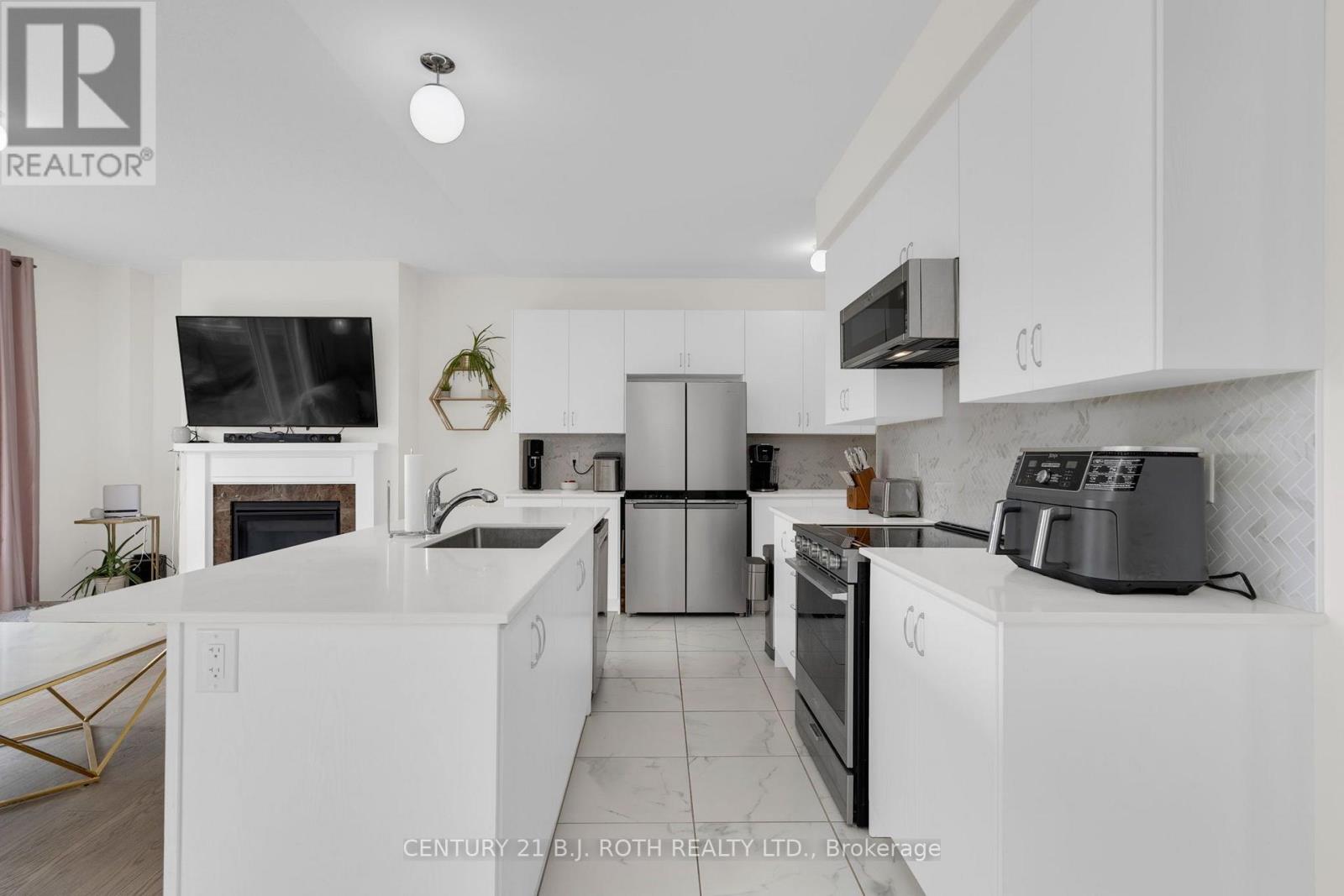 96 Nottingham Road, Barrie, Ontario  L9N 0L3 - Photo 11 - S13692662