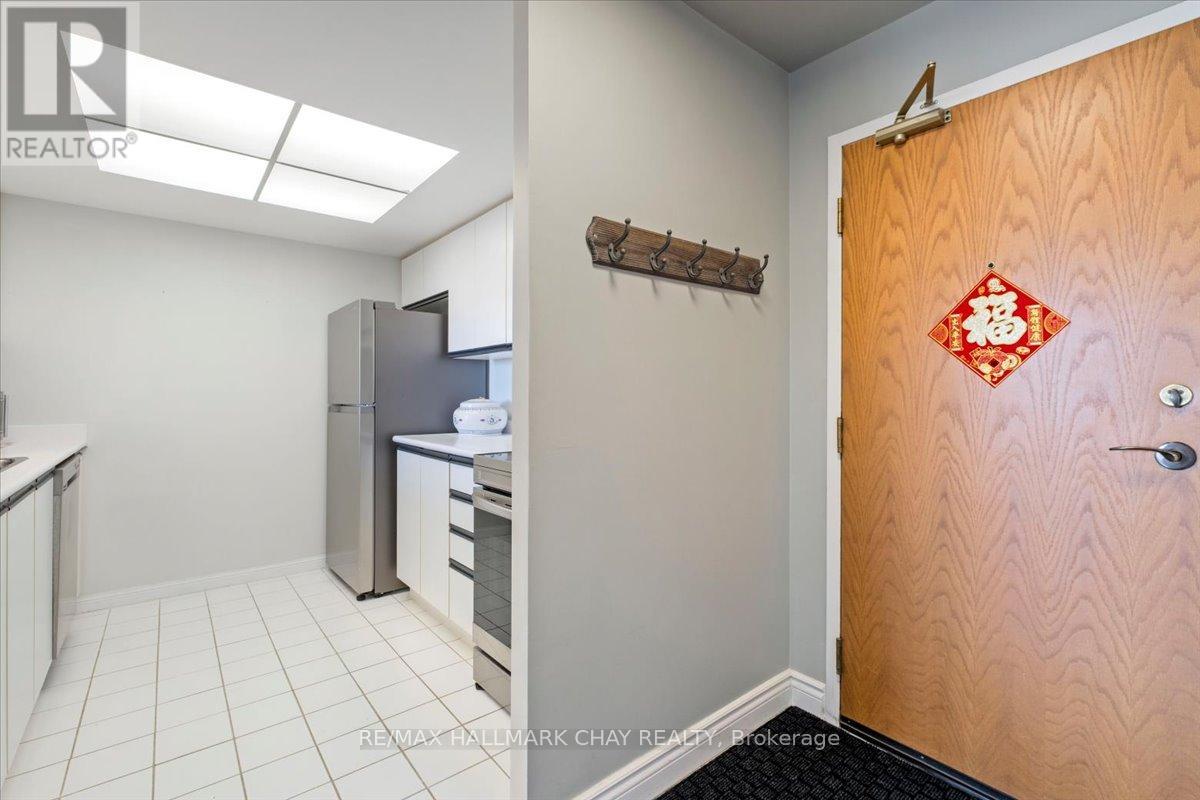 1506 - 65 Ellen Street, Barrie, Ontario L4N 3A5 - Photo 11 - S13692708