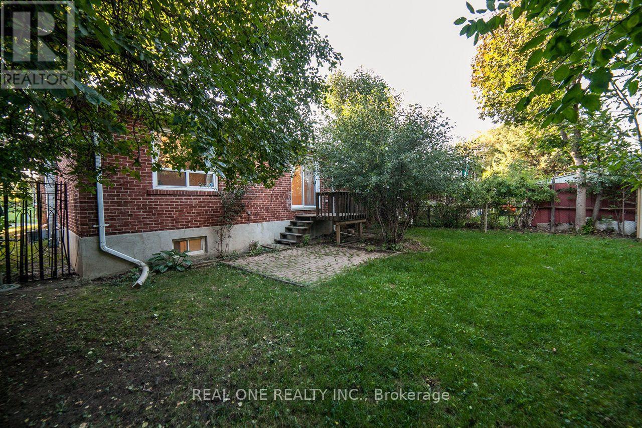 375 Neal Drive, Richmond Hill, Ontario L4C 3L6 - Photo 24 - N13691614
