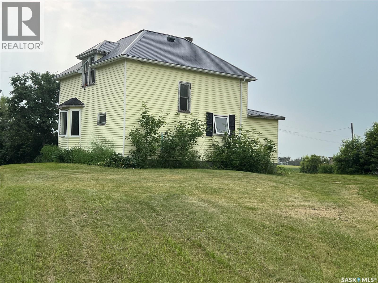 Bomberak Acreage, Fertile Belt Rm No. 183, Saskatchewan  S0A 3Y0 - Photo 6 - SK043907