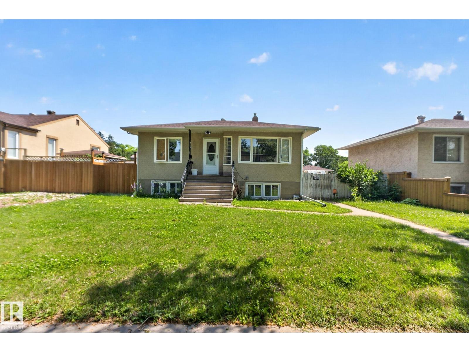 12229 88 St Nw, Edmonton, Alberta  T5B 3S7 - Photo 3 - E4499894