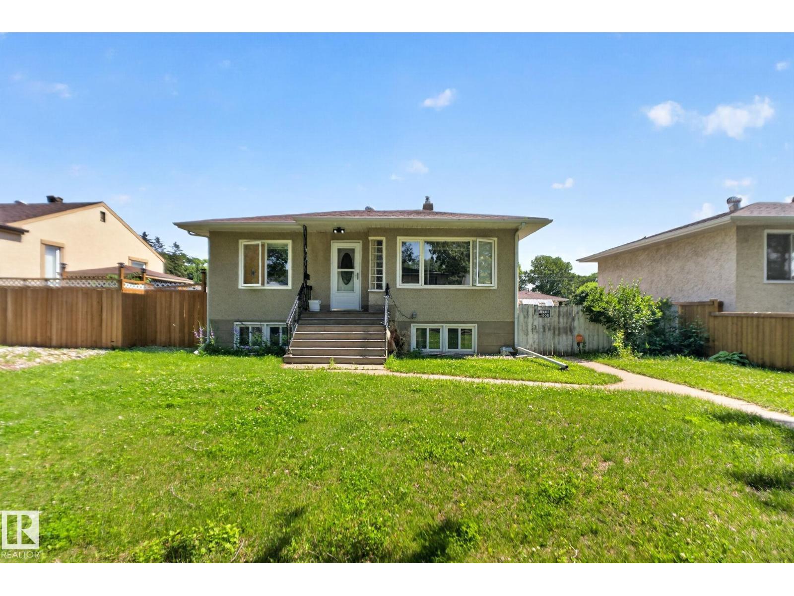 12229 88 St Nw, Edmonton, Alberta  T5B 3S7 - Photo 4 - E4499894