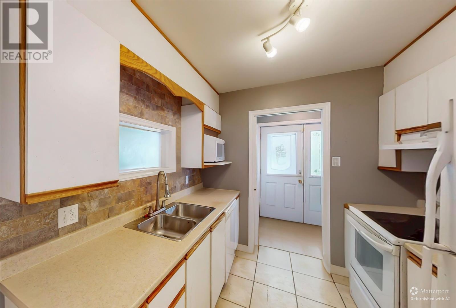 2 Benson Place, Mount Pearl, Newfoundland & Labrador A1N 4J3 - Photo 8 - 1302094