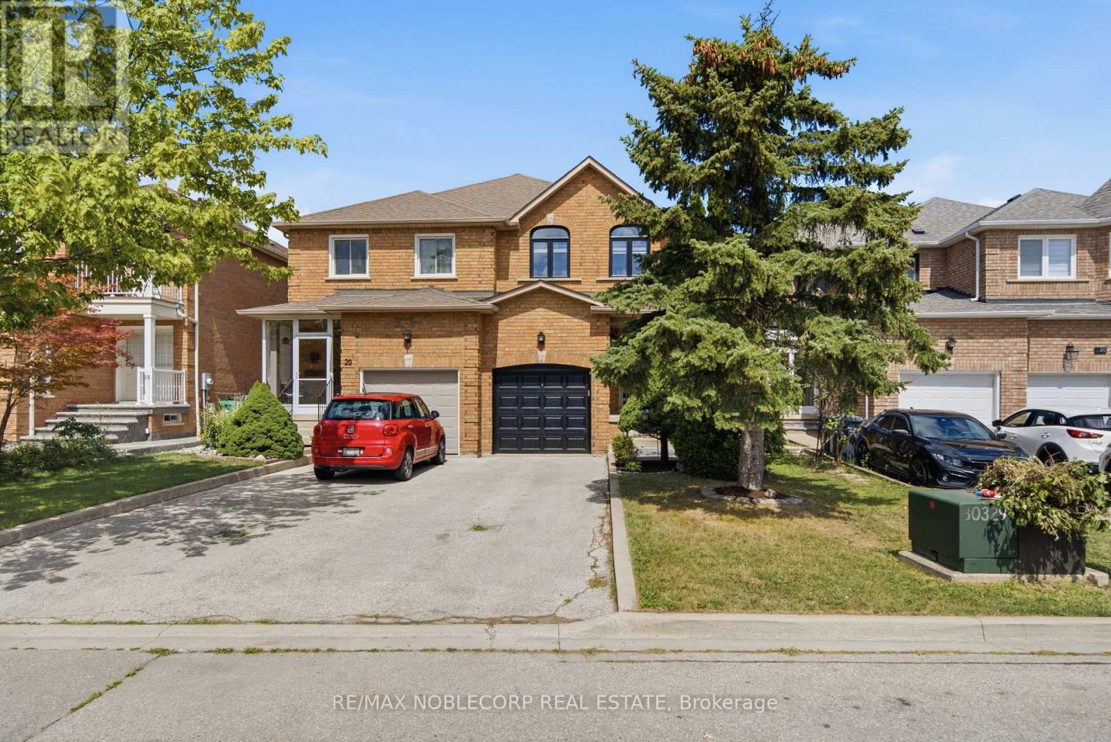 22 CARRIAGE HOUSE ROAD, Caledon, Ontario
