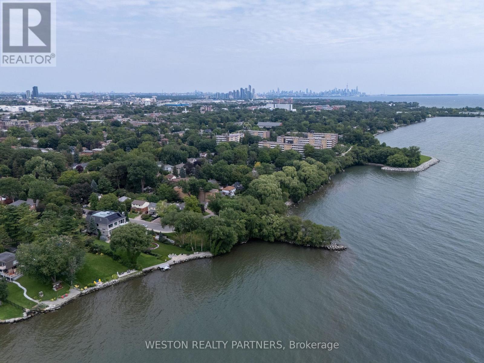 11 Thirty-Sixth Street, Toronto, Ontario M8W 3K8 - Photo 21 - W13686588