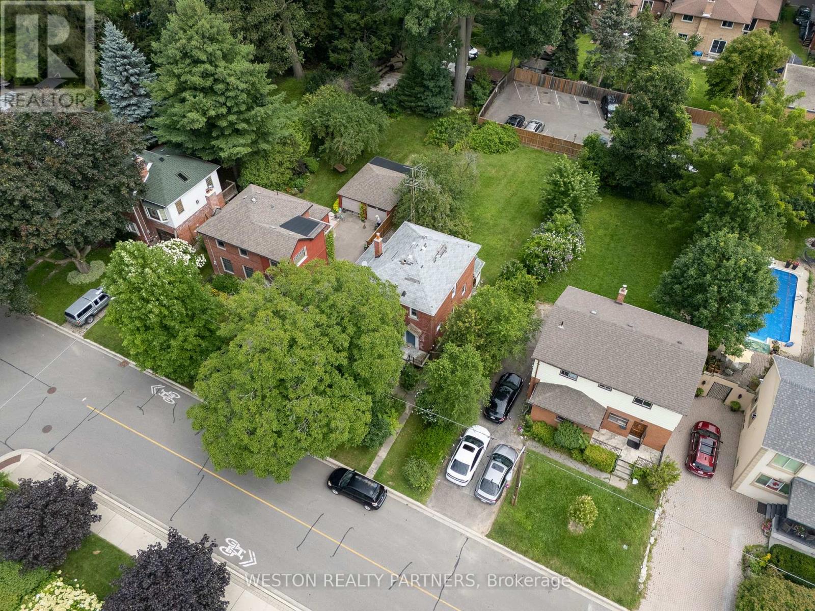 11 Thirty-Sixth Street, Toronto, Ontario M8W 3K8 - Photo 12 - W13686588