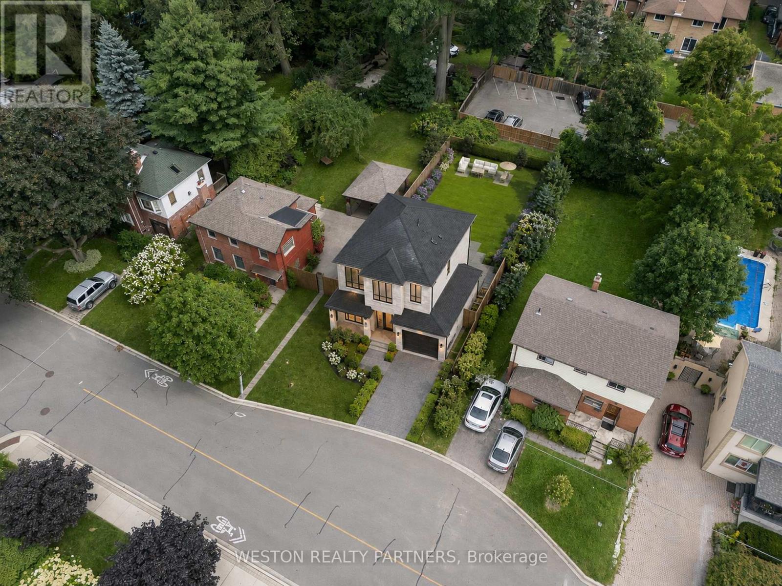 11 Thirty-Sixth Street, Toronto, Ontario M8W 3K8 - Photo 13 - W13686588