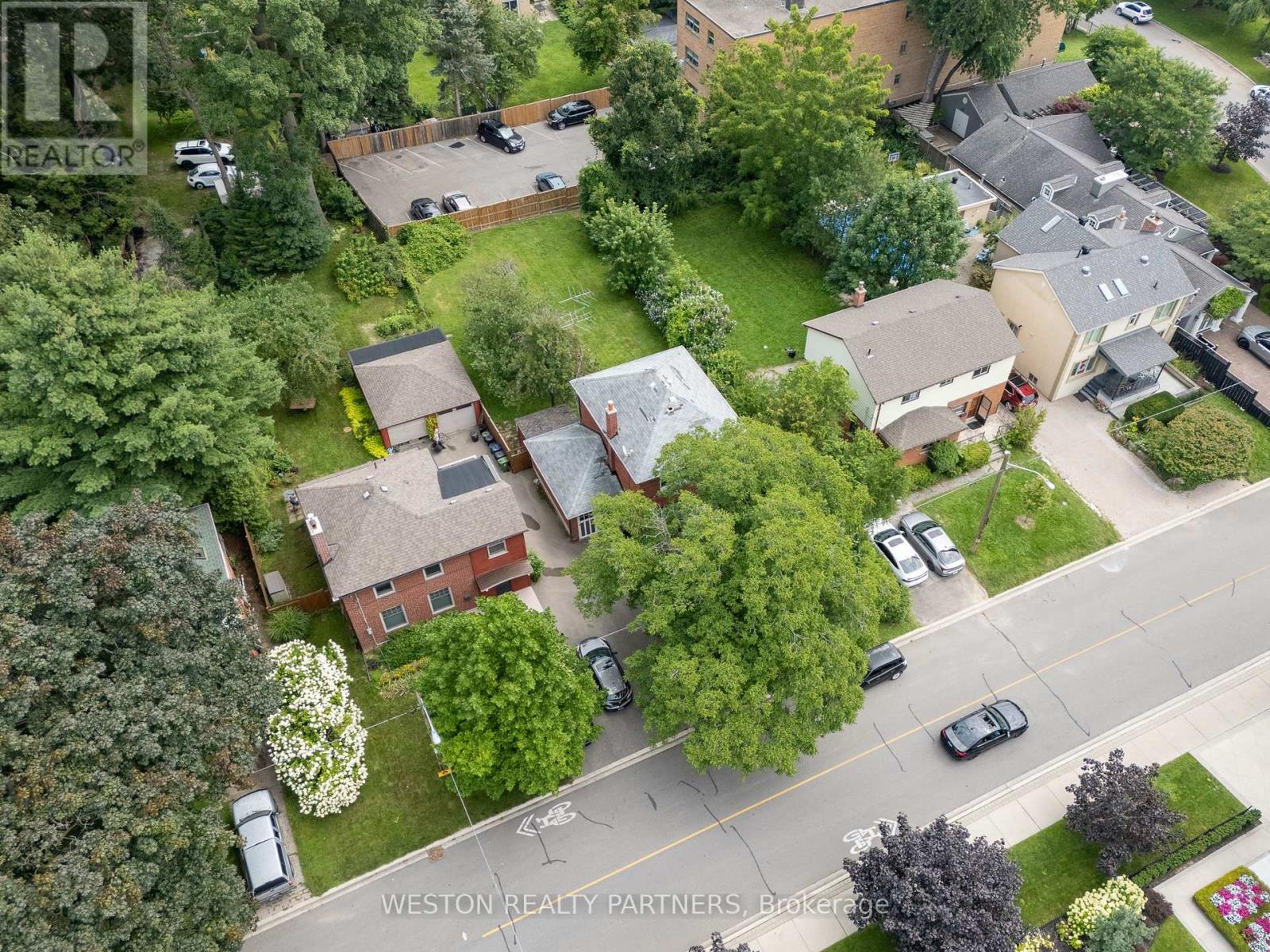 11 Thirty-Sixth Street, Toronto, Ontario M8W 3K8 - Photo 10 - W13686588