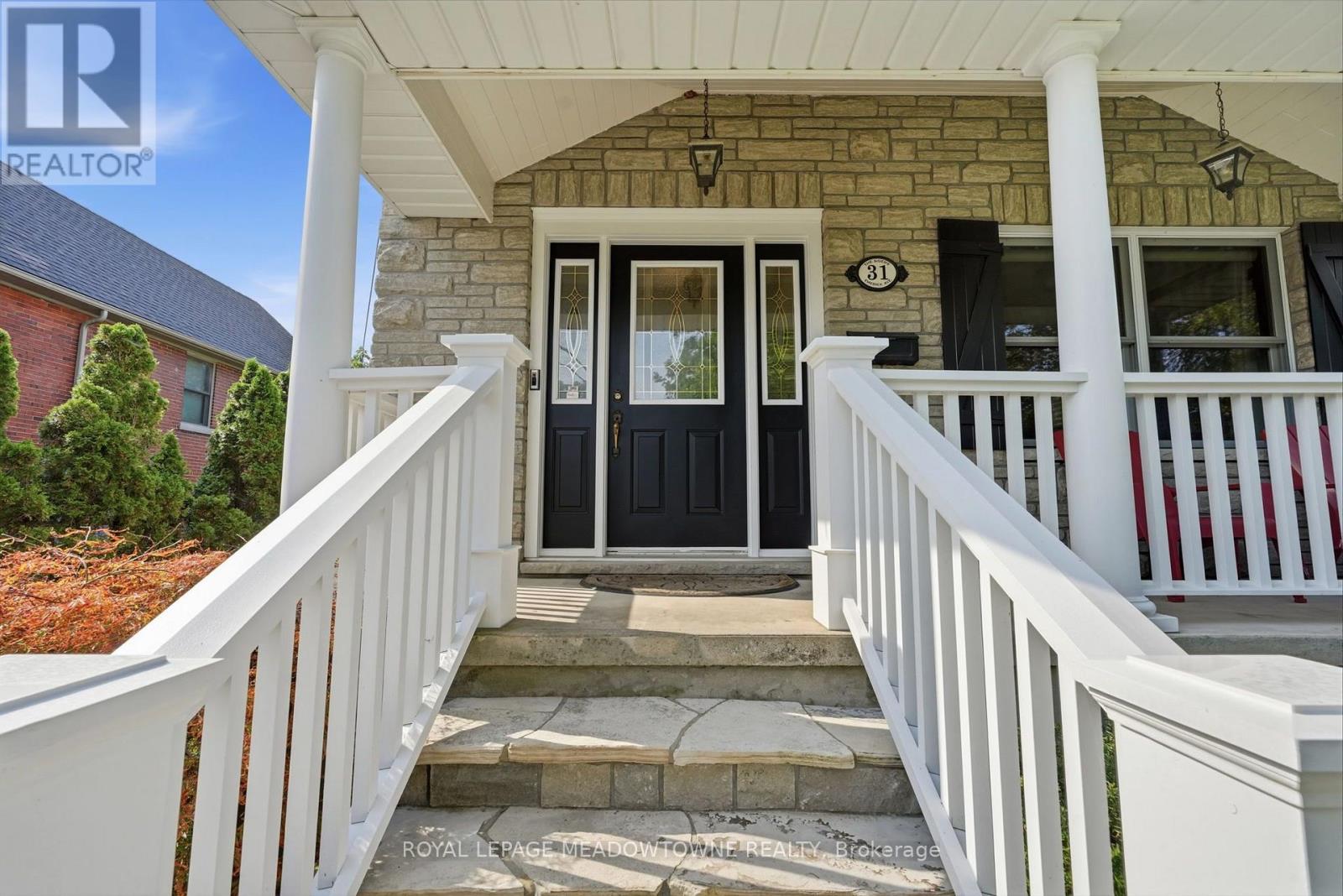 31 Emerick Avenue, Fort Erie, Ontario  L2A 2W2 - Photo 3 - X13691990