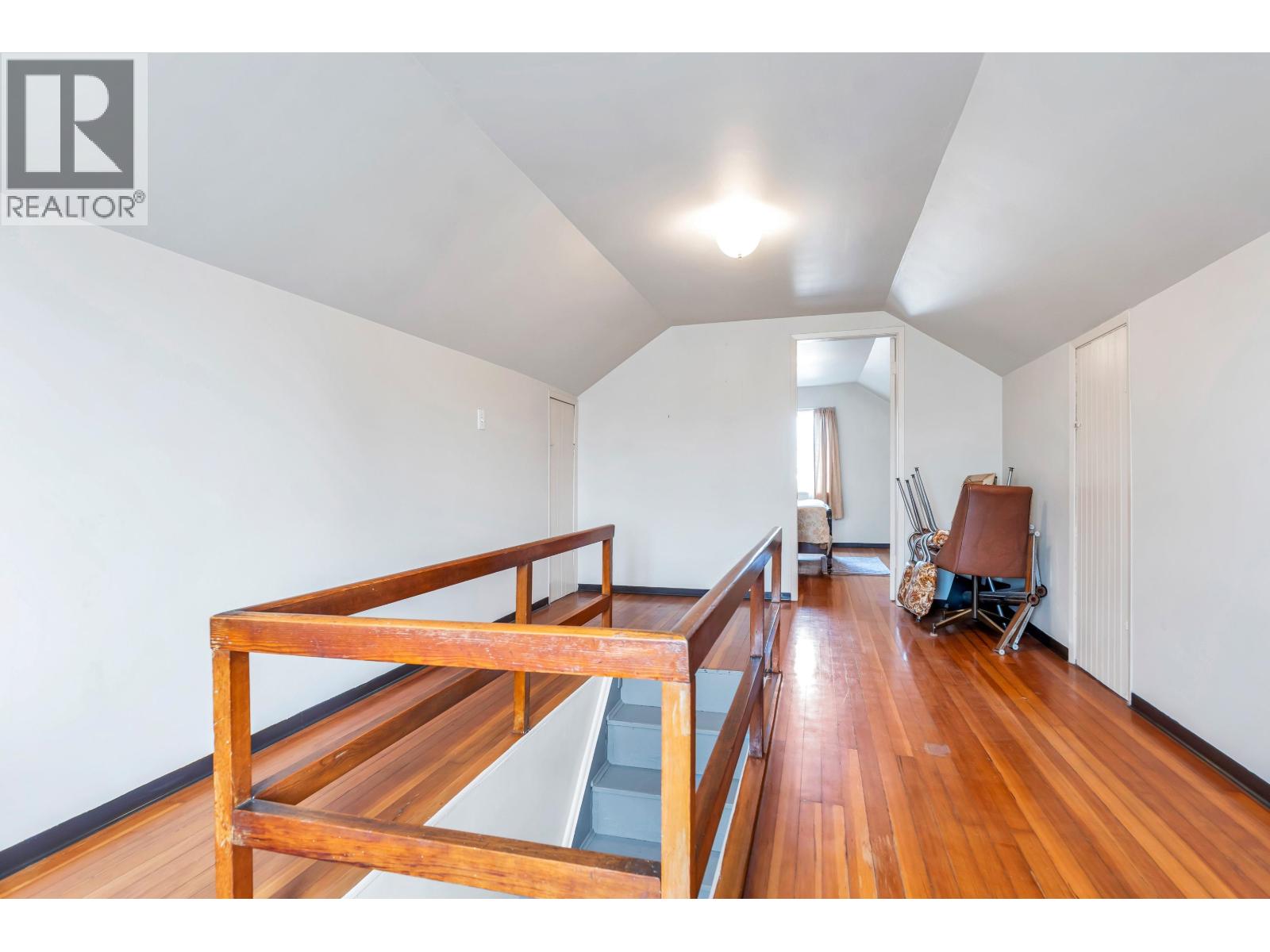 2560 Adanac Street, Vancouver, British Columbia  V5K 2M5 - Photo 15 - R3156817