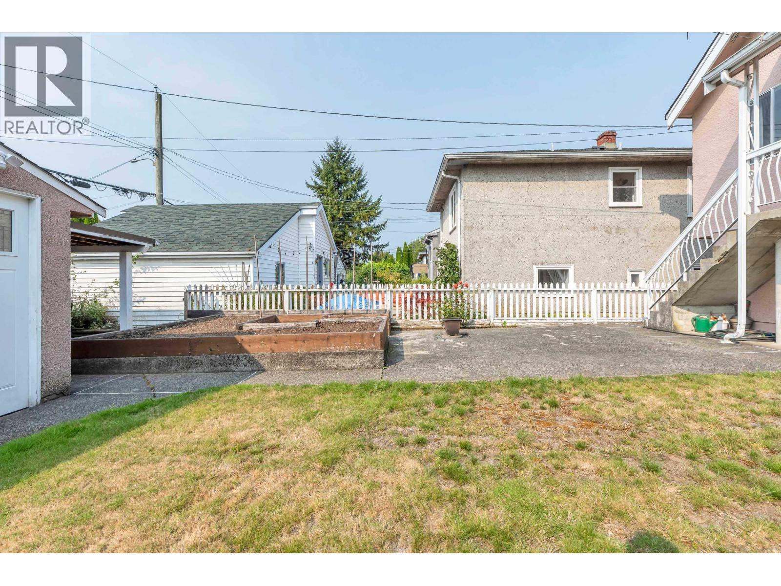 2560 Adanac Street, Vancouver, British Columbia  V5K 2M5 - Photo 21 - R3156817