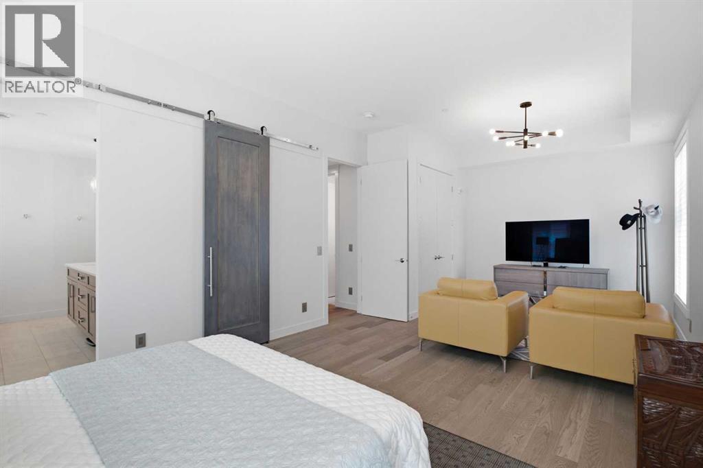 301, 105 Lebel Crescent NW, Calgary, Alberta  T3B 6M6 - Photo 14 - A2328988
