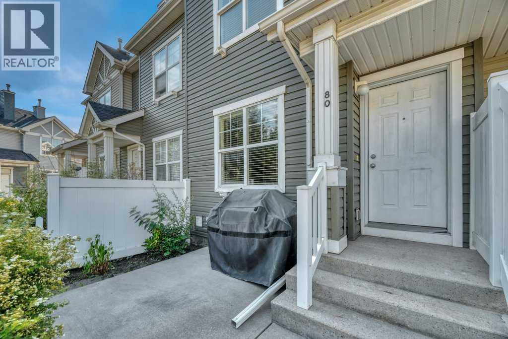 80 Elgin Gardens SE, Calgary, Alberta  T2Z 4T4 - Photo 3 - A2335294