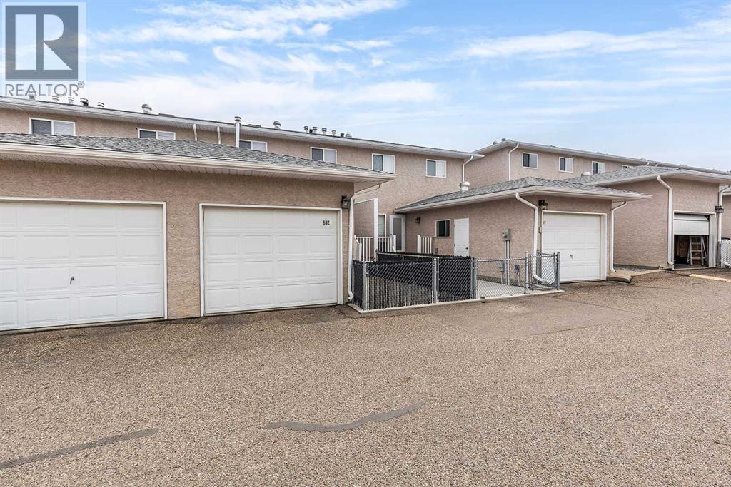 502, 165 South Ridge Drive SE, Medicine Hat, Alberta  T1B 4H6 - Photo 38 - A2336555