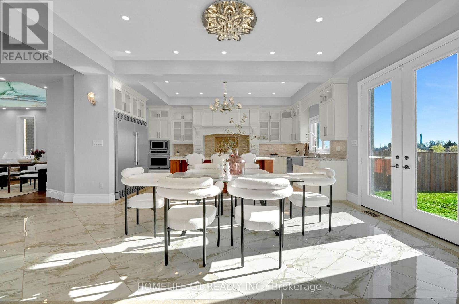 7 Riesling Court, Hamilton, Ontario  L8G 0B4 - Photo 4 - X13692690