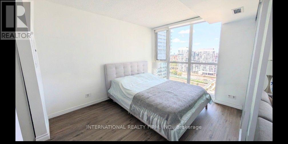 2110 - 85 Queens Wharf Road, Toronto, Ontario  M5V 0J9 - Photo 8 - C13639764