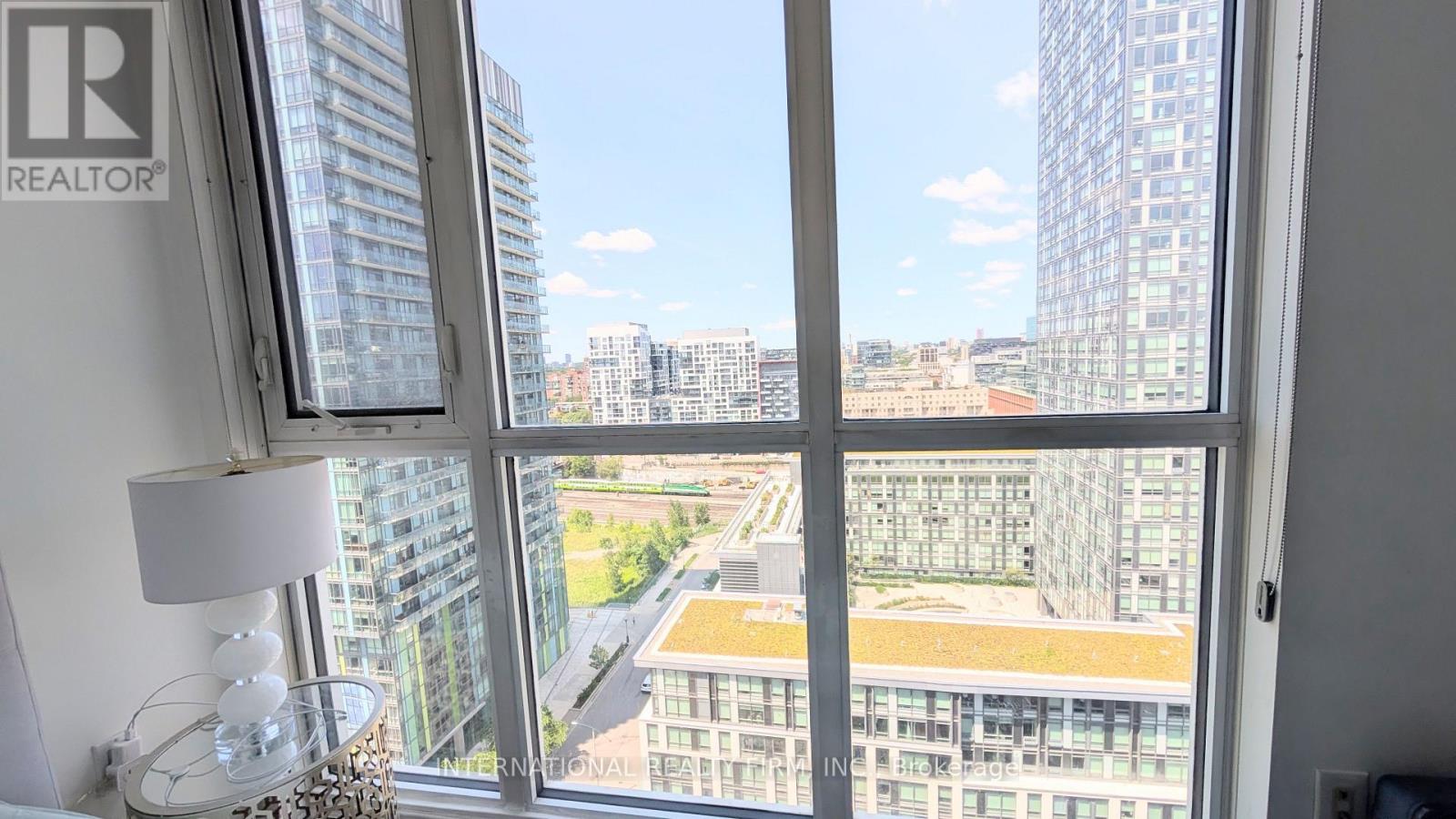 2110 - 85 Queens Wharf Road, Toronto, Ontario  M5V 0J9 - Photo 7 - C13639764