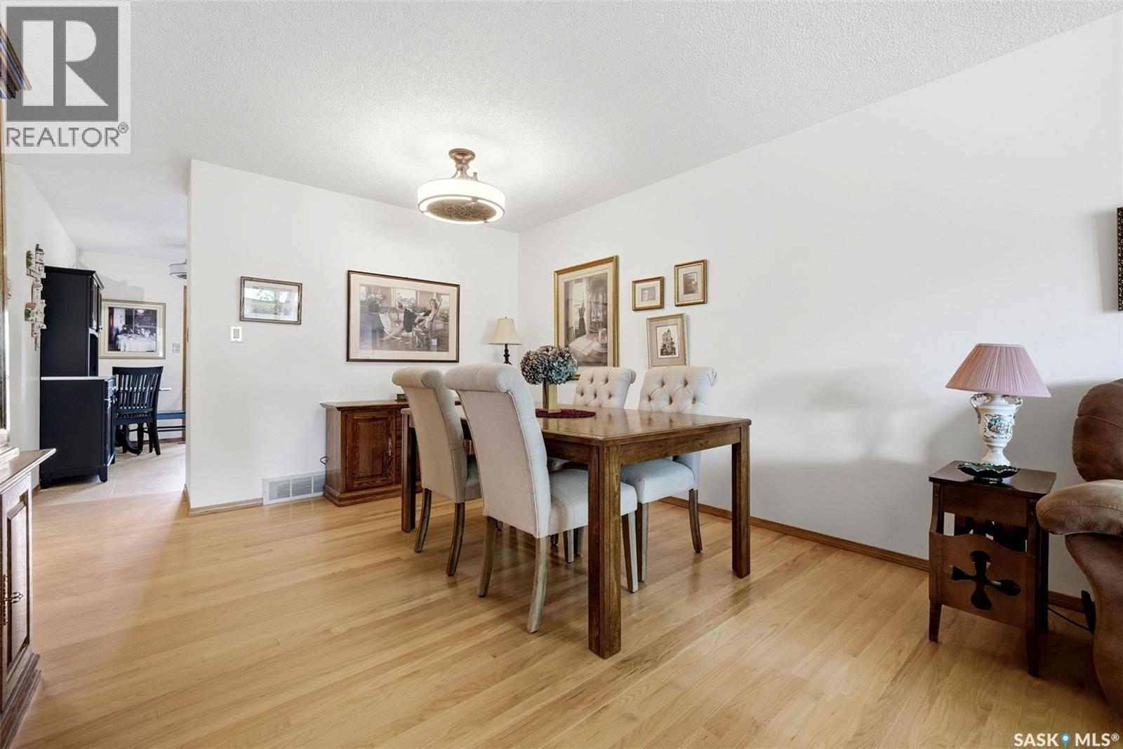 3309 Brookshire Lane, Regina, Saskatchewan  S4V 2R1 - Photo 8 - SK046029