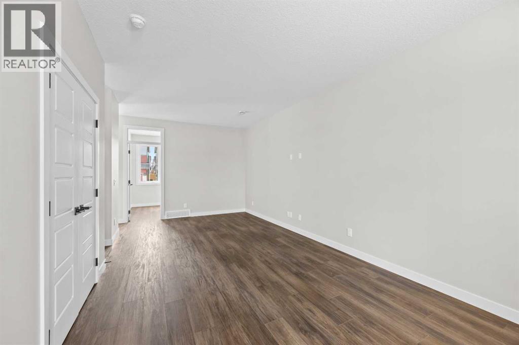 72 Amblefield View NW, Calgary, Alberta  T3P 2L6 - Photo 10 - A2323080