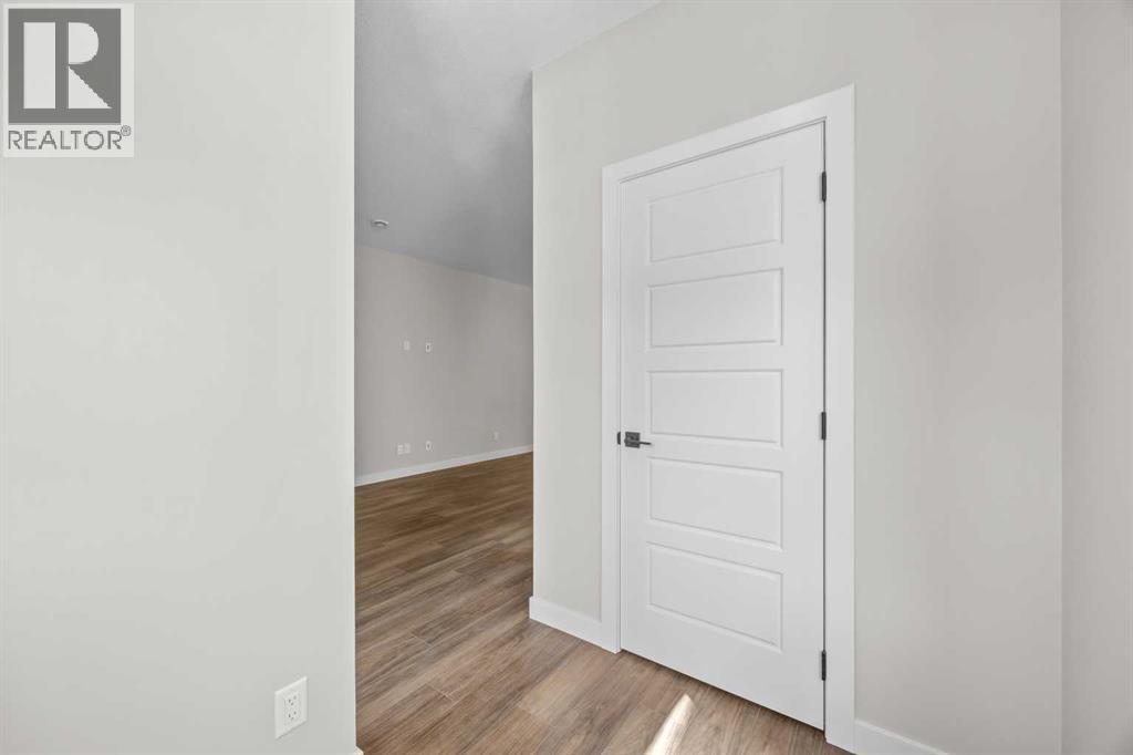 72 Amblefield View NW, Calgary, Alberta  T3P 2L6 - Photo 4 - A2323080