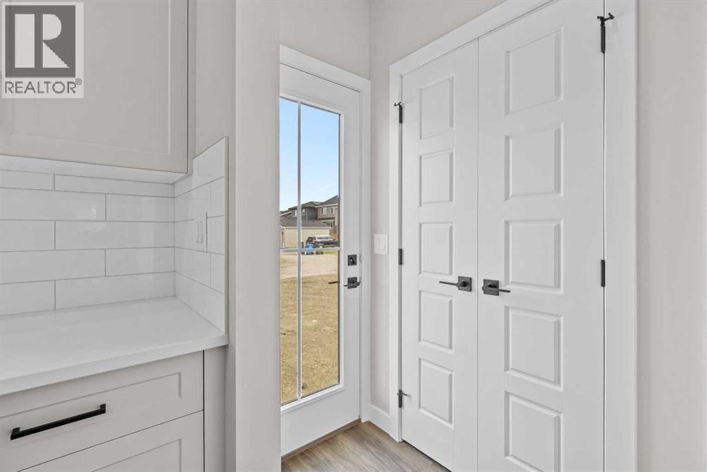 72 Amblefield View NW, Calgary, Alberta  T3P 2L6 - Photo 19 - A2323080