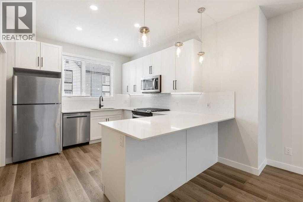 30 Evanscrest Park NW, Calgary, Alberta  T3P 1R3 - Photo 5 - A2324225