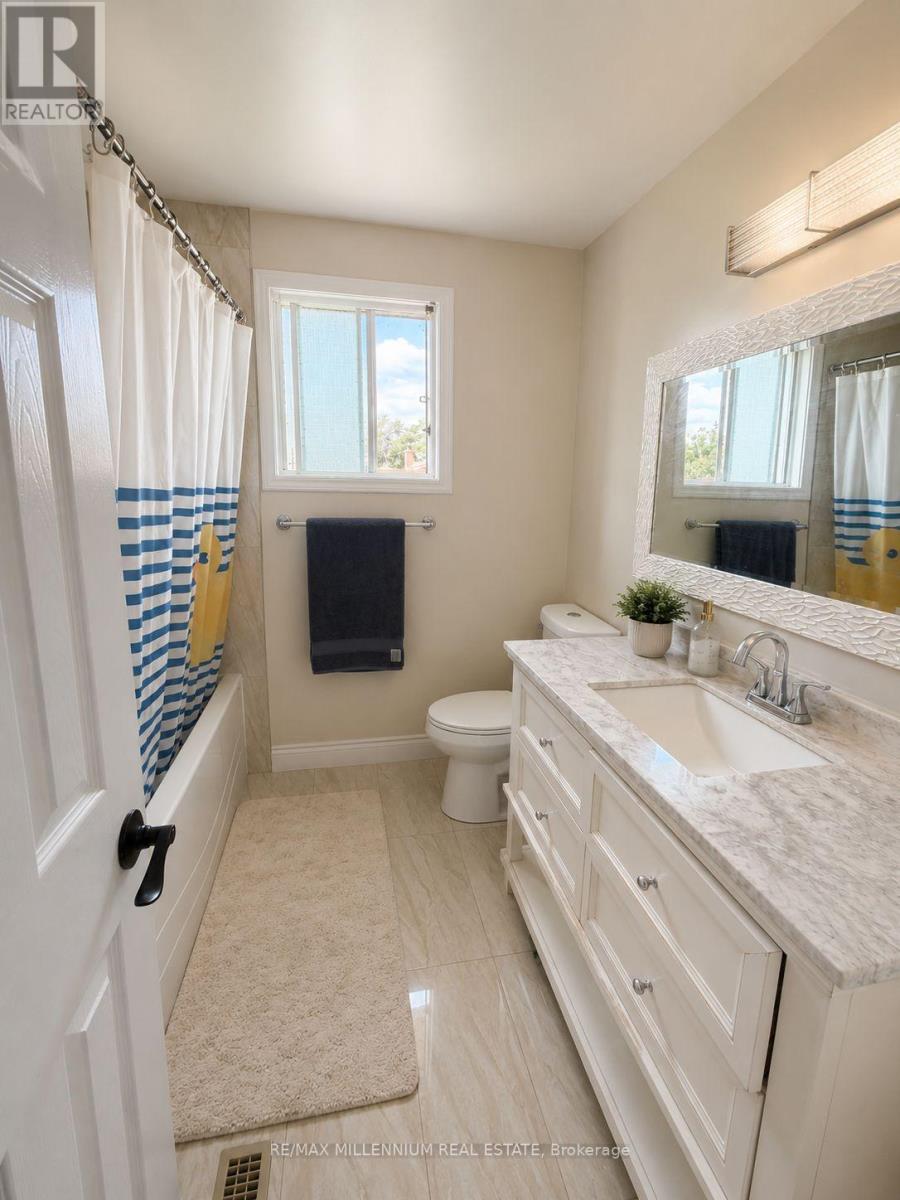 90 Whitehaven Drive, Brampton, Ontario  L6Z 2R8 - Photo 20 - W13663758