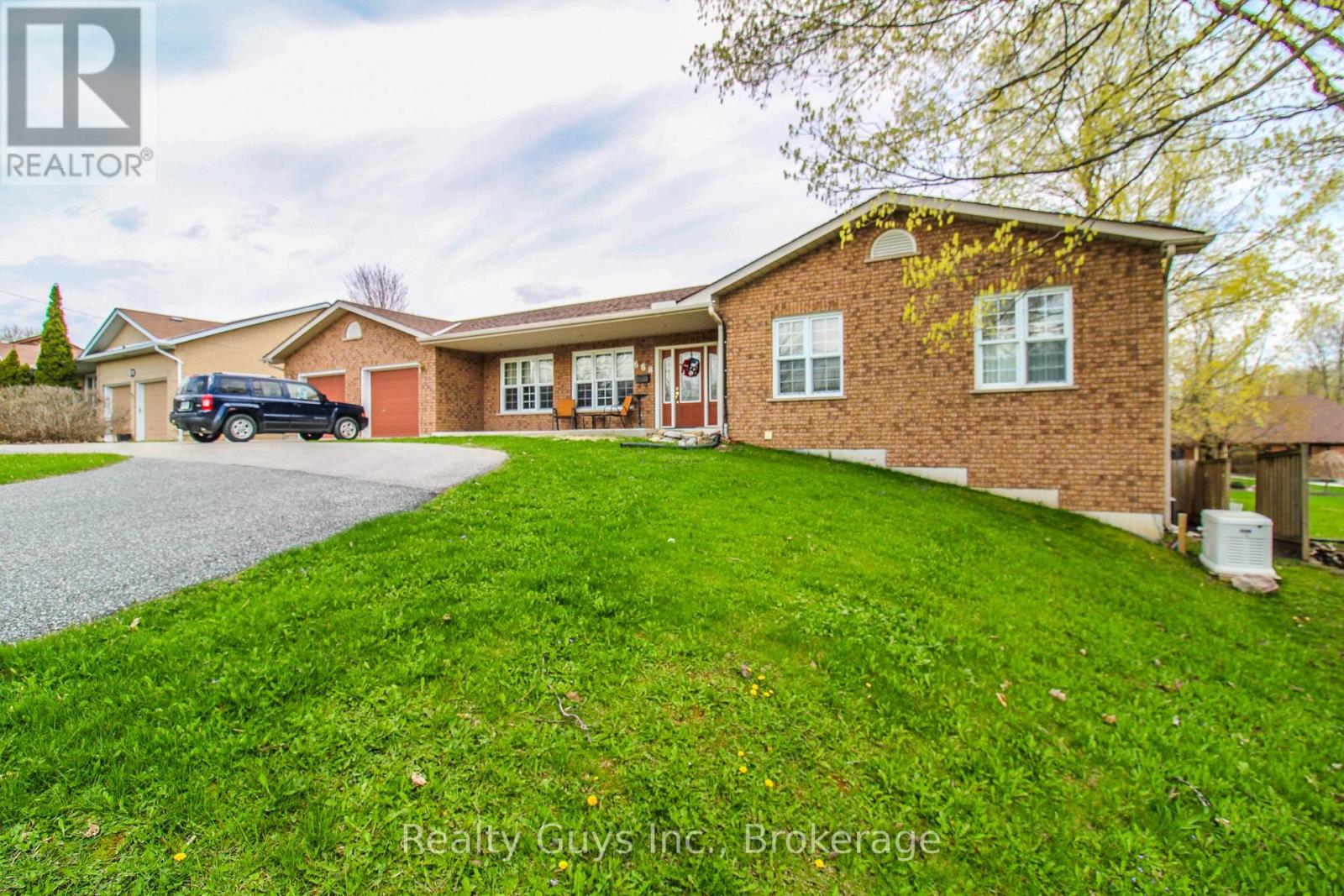 668 Brealey Drive, Peterborough, Ontario  K9K 2M7 - Photo 2 - X13692886