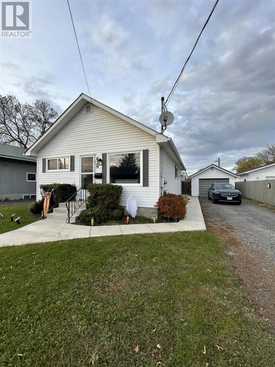 628 Second ST E, Fort Frances, Ontario