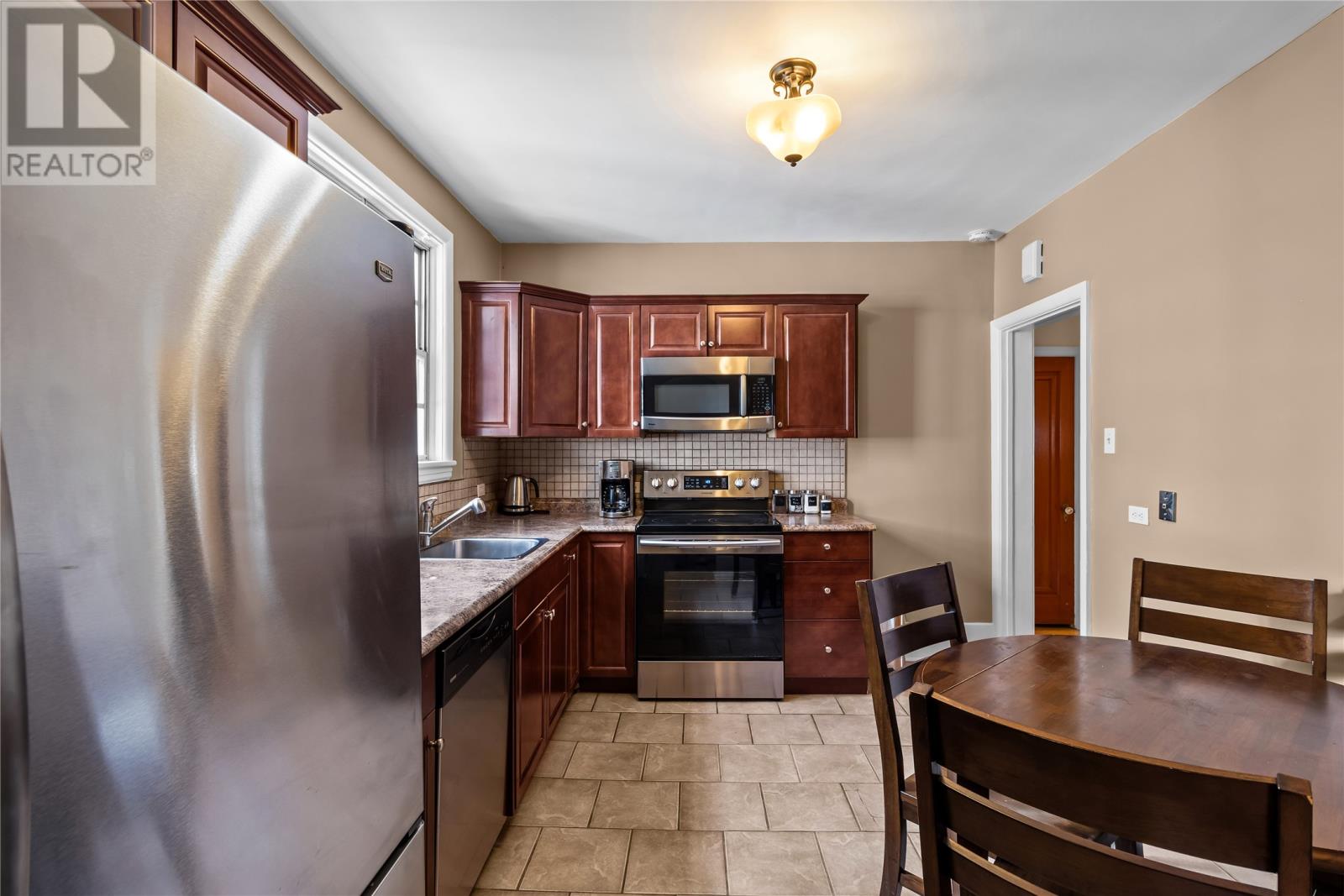 38 Forest Road, St. John's, Newfoundland & Labrador  A1C 2C1 - Photo 10 - 1302102