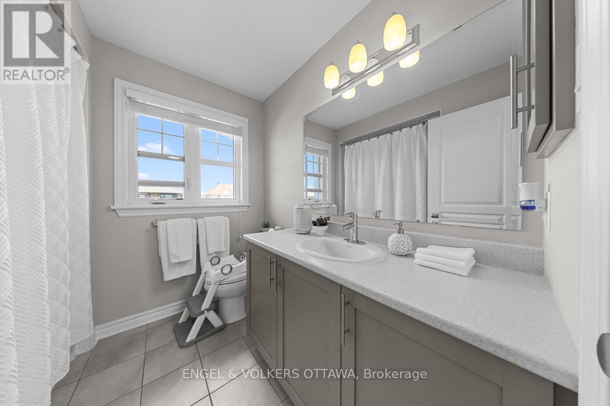 1869 Montmere Avenue E, Ottawa, Ontario  K4A 0L7 - Photo 25 - X13692818