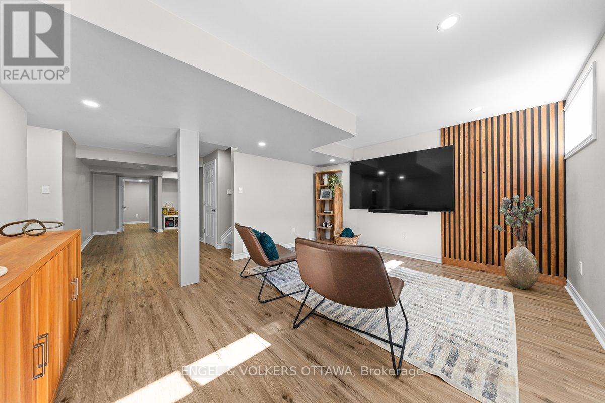 1869 Montmere Avenue E, Ottawa, Ontario  K4A 0L7 - Photo 37 - X13692818