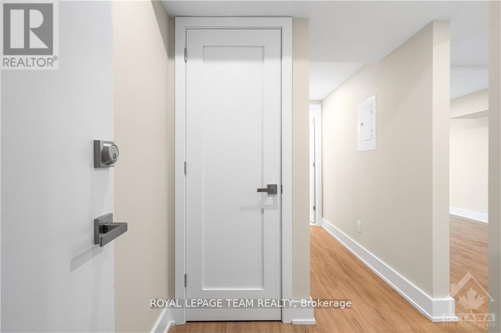 1 - 366 Winona Avenue, Ottawa, Ontario  K1Z 5H7 - Photo 2 - X13692952