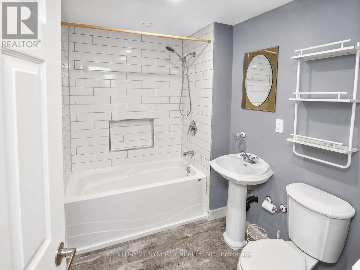 B - 404 Dieppe Street, Ottawa, Ontario  K1L 6V4 - Photo 12 - X13693000