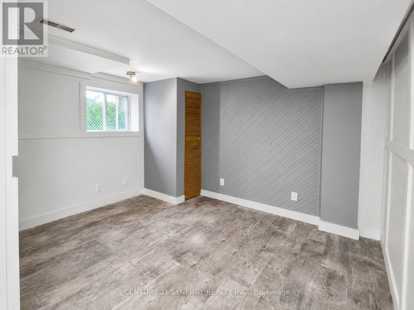 B - 404 Dieppe Street, Ottawa, Ontario  K1L 6V4 - Photo 3 - X13693000
