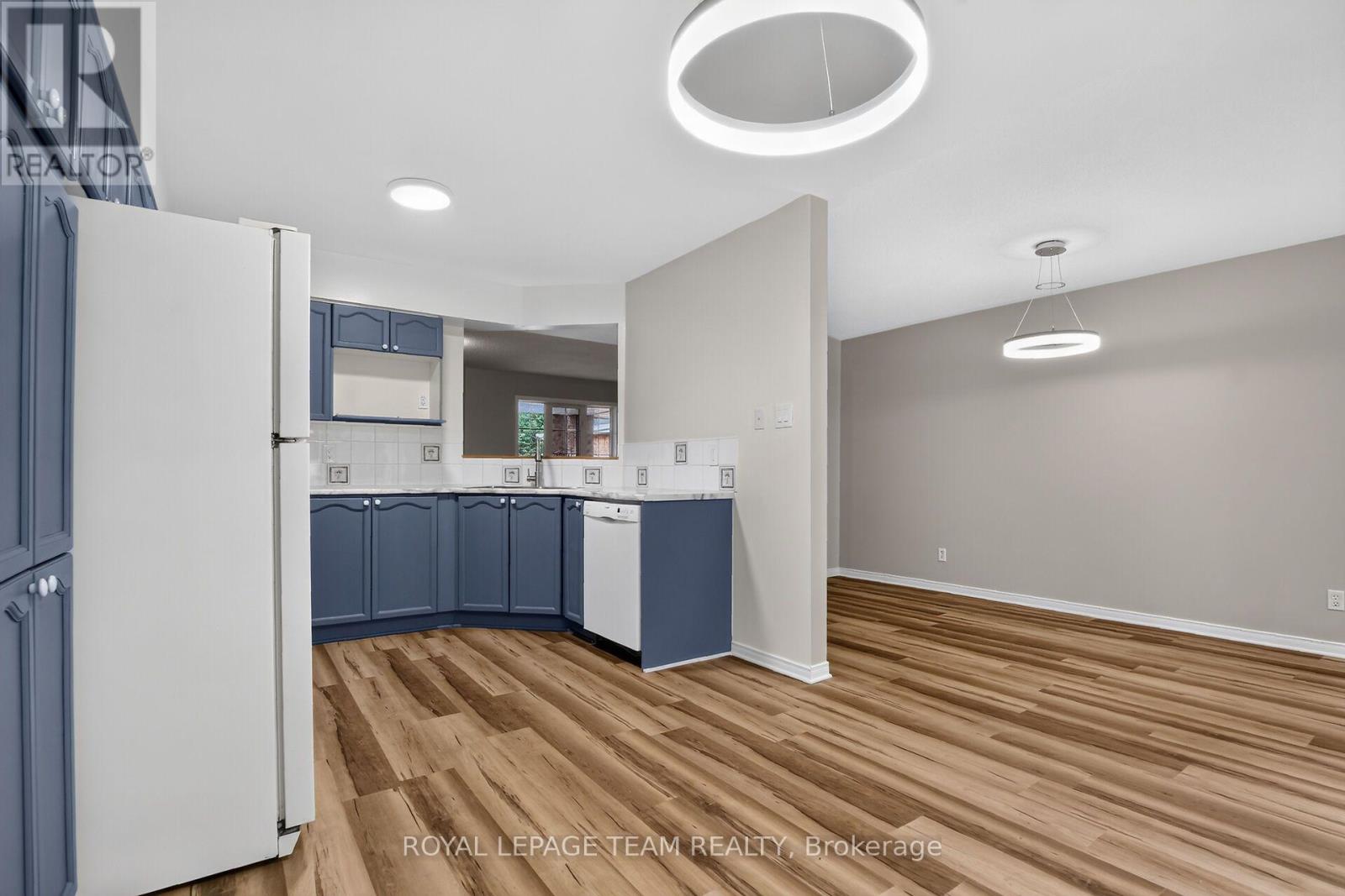 28 Cohen Avenue, Ottawa, Ontario  K2L 4E9 - Photo 13 - X13693010