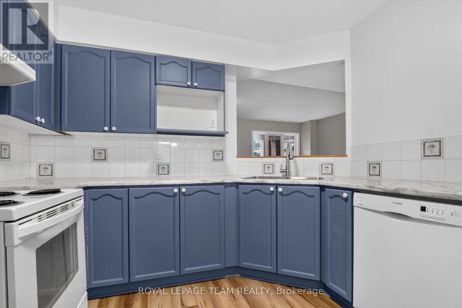 28 Cohen Avenue, Ottawa, Ontario  K2L 4E9 - Photo 15 - X13693010
