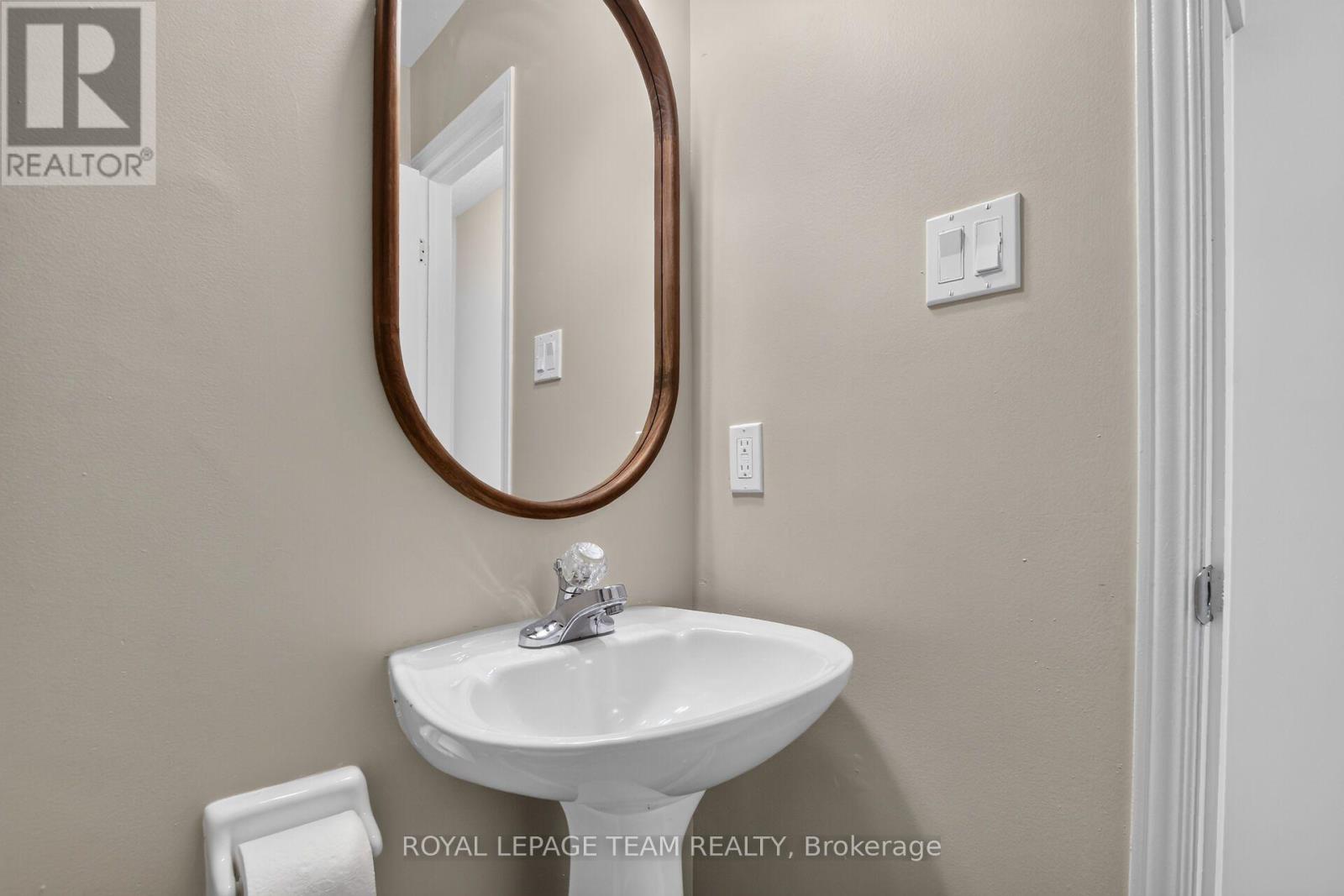 28 Cohen Avenue, Ottawa, Ontario  K2L 4E9 - Photo 18 - X13693010