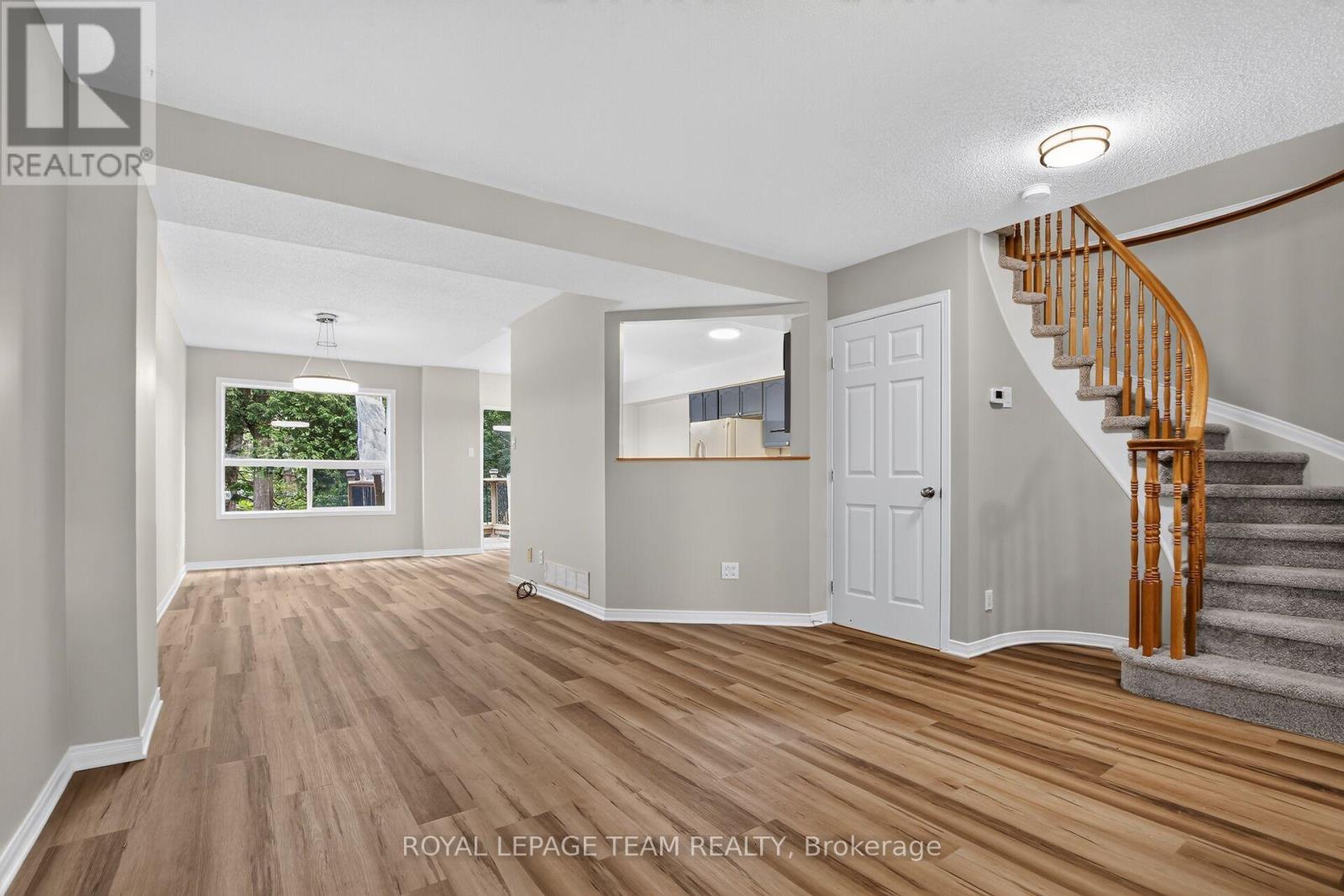 28 Cohen Avenue, Ottawa, Ontario  K2L 4E9 - Photo 7 - X13693010