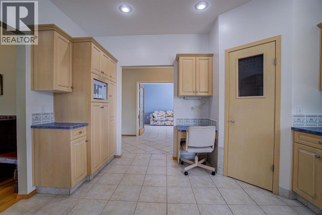 224 52 Avenue W, Claresholm, Alberta  T0L 0T0 - Photo 11 - A2308640