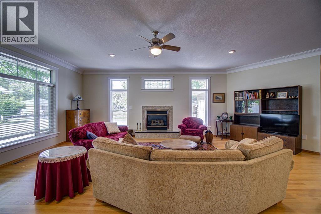 224 52 Avenue W, Claresholm, Alberta  T0L 0T0 - Photo 18 - A2308640