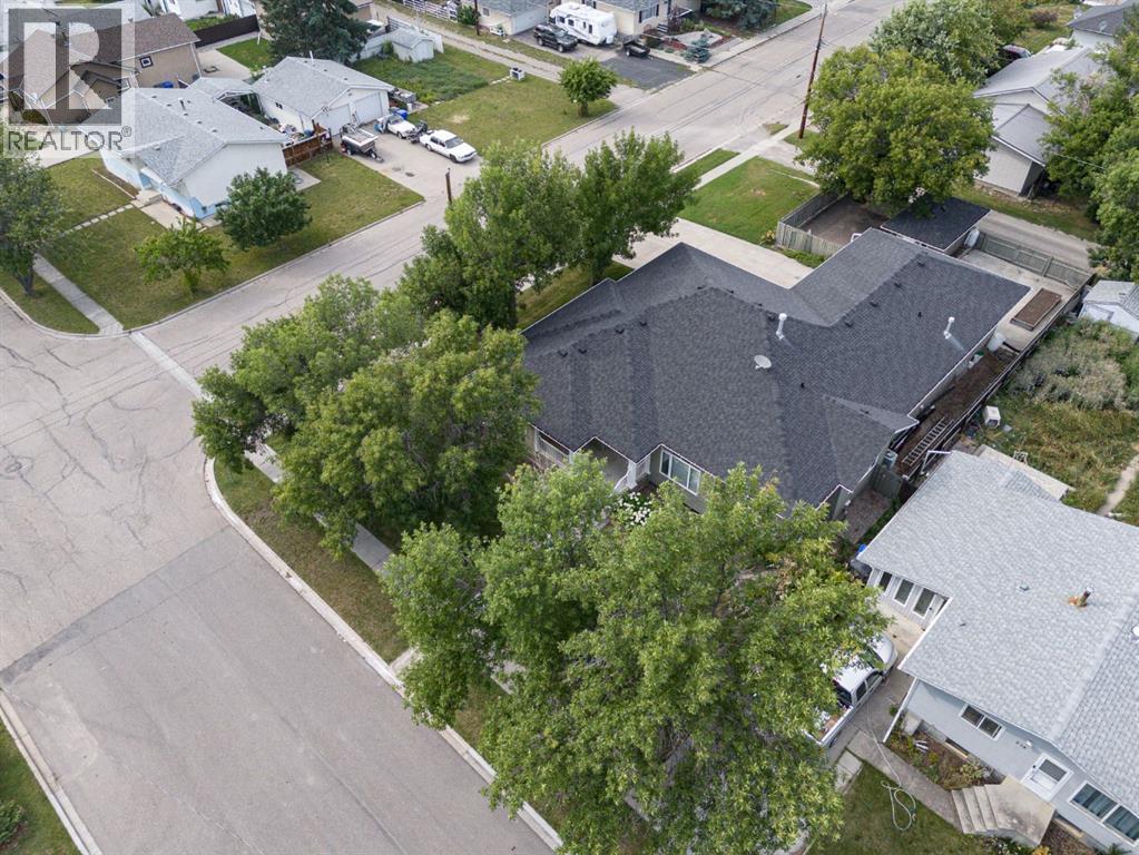 224 52 Avenue W, Claresholm, Alberta  T0L 0T0 - Photo 46 - A2308640