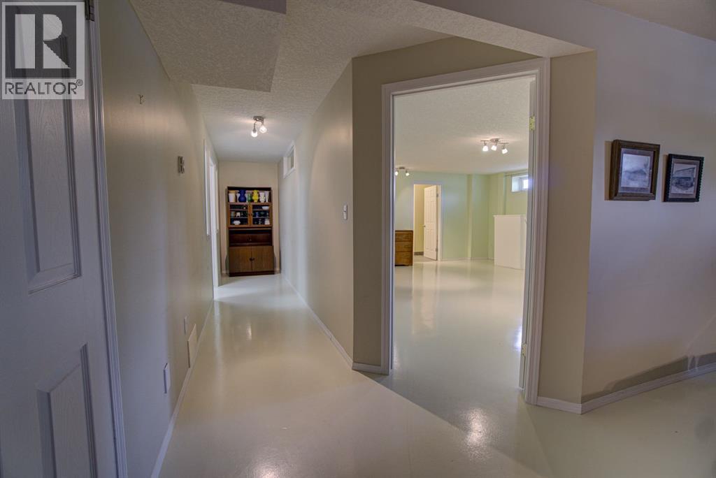 224 52 Avenue W, Claresholm, Alberta  T0L 0T0 - Photo 40 - A2308640