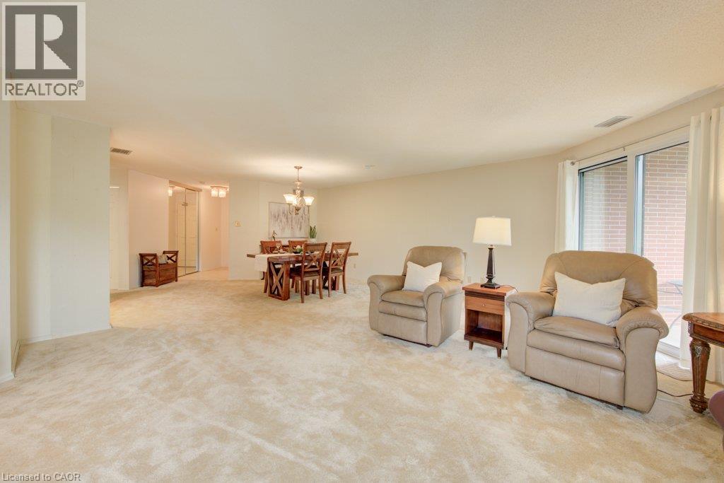 52 Blue Springs Drive Unit# 32, Waterloo, Ontario  N2J 4M4 - Photo 9 - 40852641